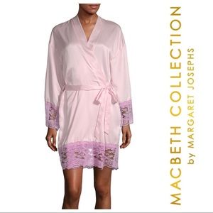 NWT Macbeth Collection Silk and Lace Robe sz L k22